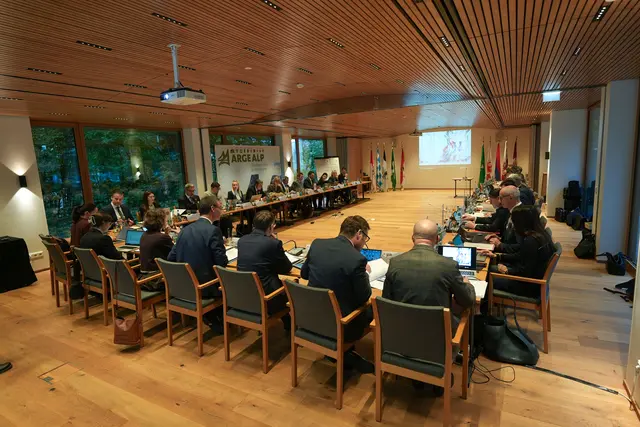 Zehn Regionen an einem Tisch: ARGE-ALP-Regierungschefkonferenz in Vorarlberg | Foto: Land Vorarlberg/7ProTV