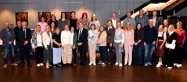Bei der alljährlichen Mitarbeiterehrung werden städtische Mitarbeiterinnen und Mitarbeiter geehrte, die entweder 10, 20, 30 oder 40 Jahre im Dienst sind.  | Foto: Standortmarketing Kufstein 
