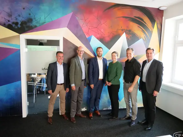 Karl Heigel (Direktor Arbeiterkammer Niederösterreich), Johannes Schedlbauer (Direktor 
Wirtschaftskammer Niederösterreich), Markus Felber (Obmann beta campus &amp; Mein Lehrbetrieb | GF Fuchs 
Metalltechnik), Sabine Hesse (Geschäftsführerin Fachverband Metalltechnische Industrie), Thomas Welser (Vorstandsmitglied beta campus | CEO Welser Profile Austria), Werner Krammer (Bgm. Stadt Waidhofen a/d  Ybbs)
 | Foto: beta campus