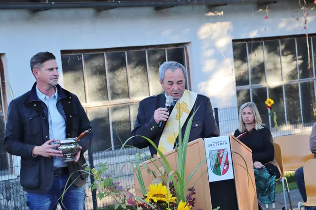 Bgm. Michael Feldgrill und Diakon Franz Kink bei der Segnung | Foto: Edith Ertl