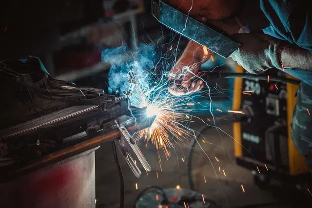 Die SPÖ fordert unter anderem einen Steiermark-Fonds für Innovation und Industrie. (Symbolbild) | Foto: Pixabay/jwvein