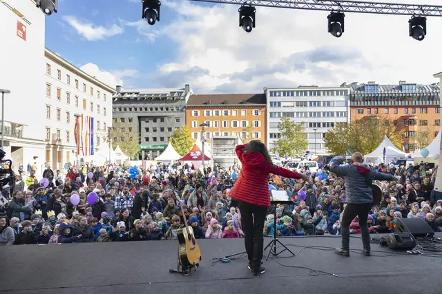 Das Innsbrucker Landhaus öffnet am Nationalfeiertag seine Türen und lädt zu einem abwechslungsreichen Programm mit Musik, Führungen und Einblicken hinter die Kulissen ein. Im Mittelpunkt stehen das Ehrenamt und der Austausch mit der Bevölkerung. | Foto: Land Tirol/DieFotografen