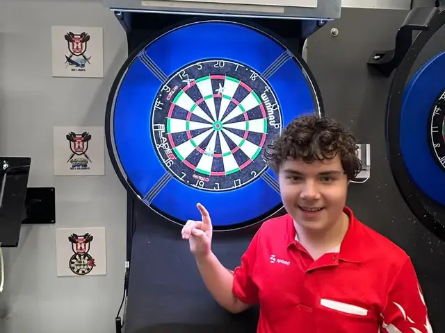 Oliver mit seinen Check-Darts | Foto: DSZ-Linz