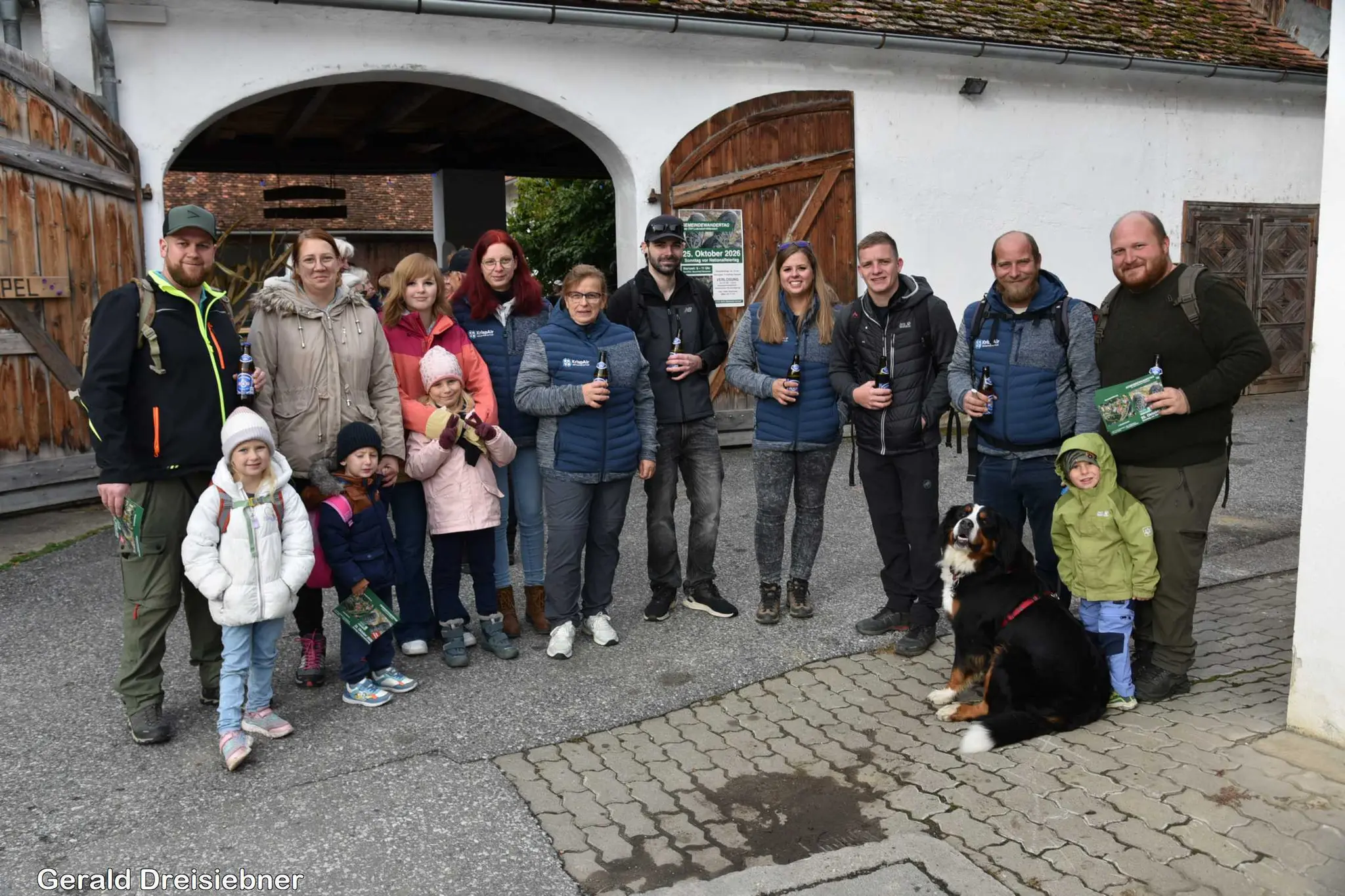 Sunday before the national holiday: Community Hiking Day in ...