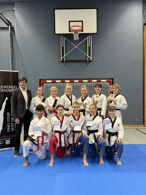 Die erfolgreichen Sportlerinnen und Sportler aus Tragwein. | Foto: Taekwondo Tragwein