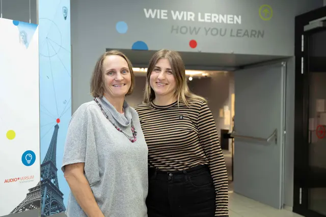 Naturverbunden und am Ernährungsthema besonders interessiert: Ingrid Hanel (Energieagentur Tirol, li.) und Anika Bovo (Digitale Kommunikation &amp; Content bei Achensee Tourismus) | Foto: AUDIOVERSUM/Berger