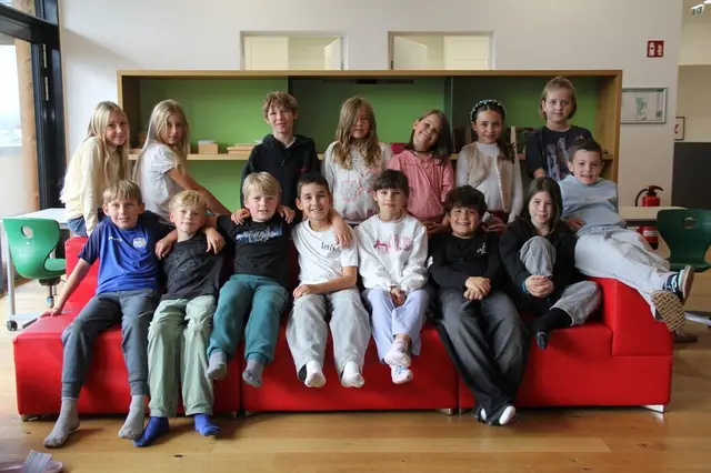 In der Gruppenwertung Kinder durfte sich die vierte Klasse der Volksschule Barwies mit 62,50 Zentimetern über den Bezirkssieg freuen.  | Foto: Obst- und Gartenbauverein