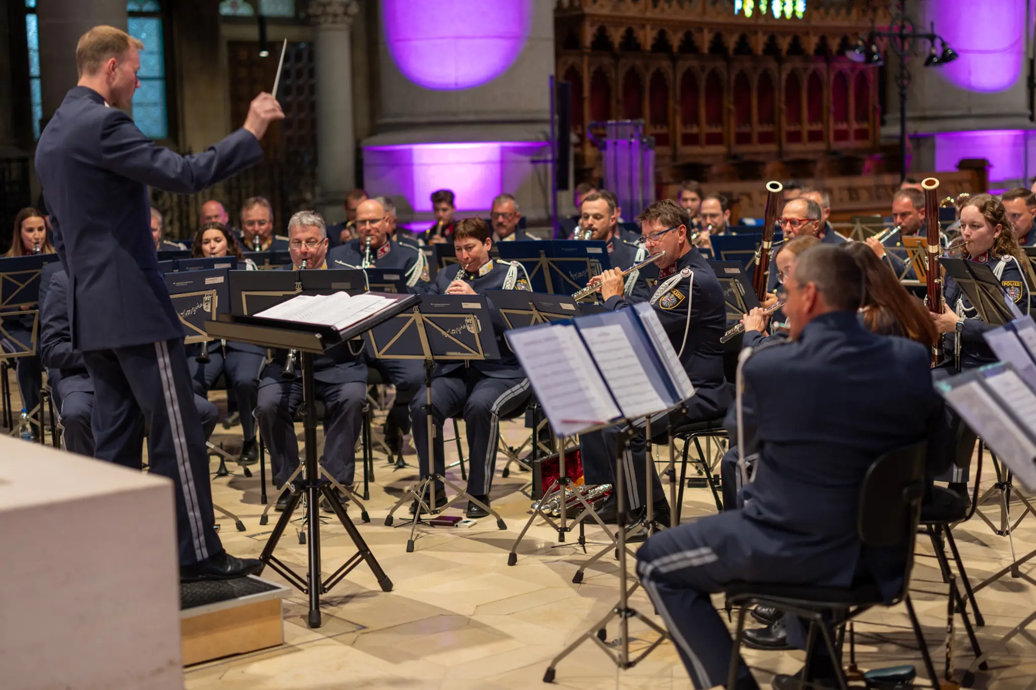 Perg 5 Adventkonzert in Waldhausen: Polizeimusik Oberösterreich gastiert in ...