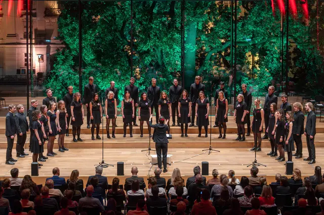 Der Tiroler Landesjugendchor feierte sein 20-jähriges Bestehen mit einem Konzert im Haus der Musik Innsbruck. | Foto: Reinhold Sigl