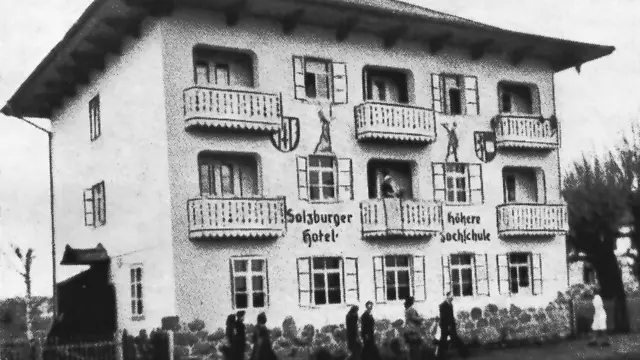 Die gemeinsame Geschichte der Tourismusschulen Salzburg und der WK Salzburg beginnt im Jahr 1946. Da hat die damalige Handelskammer den ersten internationalen Hotelfachkurs übernommen, der schon 1945 in Mattsee stattgefunden hat, und gründete die erste Fachschule mit Öffentlichkeitsrecht für den Tourismus. | Foto: TS Salzburg