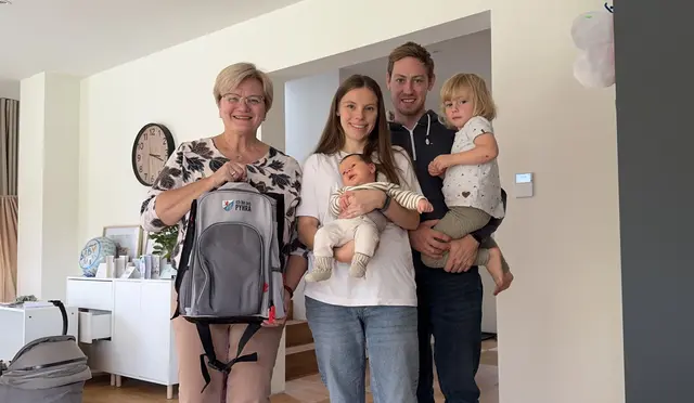 Vizebürgermeisterin Erika Zeh, Carola Alfery mit Sohn Tobias Spendlhofer und Patrick Spendlhofer mit Tochter Johanna Alfery. | Foto: Marktgemeinde Pyhra