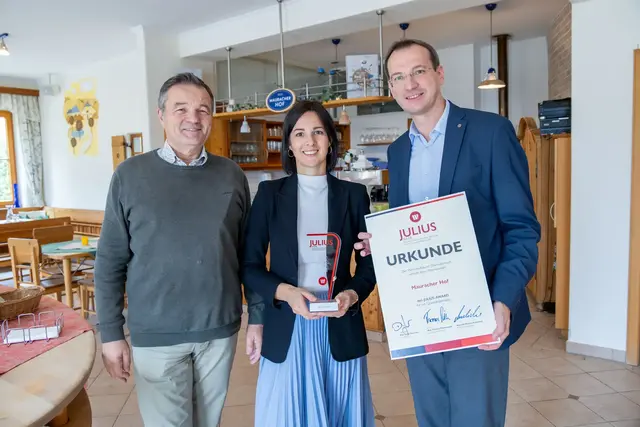Josef Eder, Juliane Eder und Thomas Mitterhauser (v. l.). | Foto: WB Oberösterreich