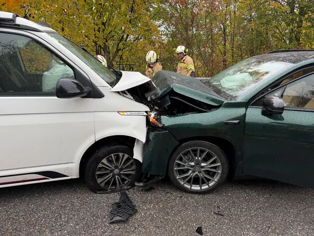 Schwerer Verkehrsunfall in Kufstein fordert zwei Verletzte. | Foto: zoom.tirol