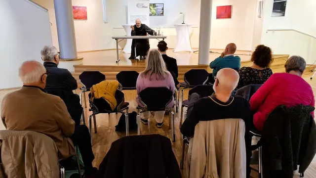 Wolfgang Mayer König referierte anlässlich des 800. Todestages über den Heiligen Franz von Assisi. | Foto: Sepp Graßmugg/ELKK.