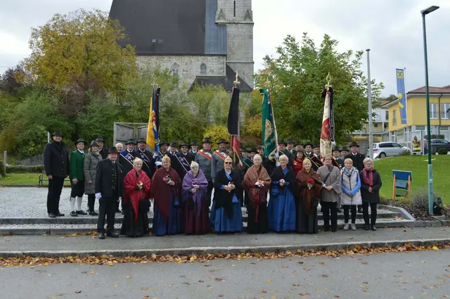 Am Nationalfeiertag fand in Nußbach das Totengedenken an die gefallenen und verstorbenen Kameraden statt. | Foto: Kameradschaftsbund Bezirk Kirchdorf