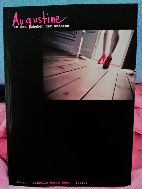 Das zuletzt erschienene Buch der Aigen-Schläglerin heißt "Augustine – In den Schuhen der anderen".