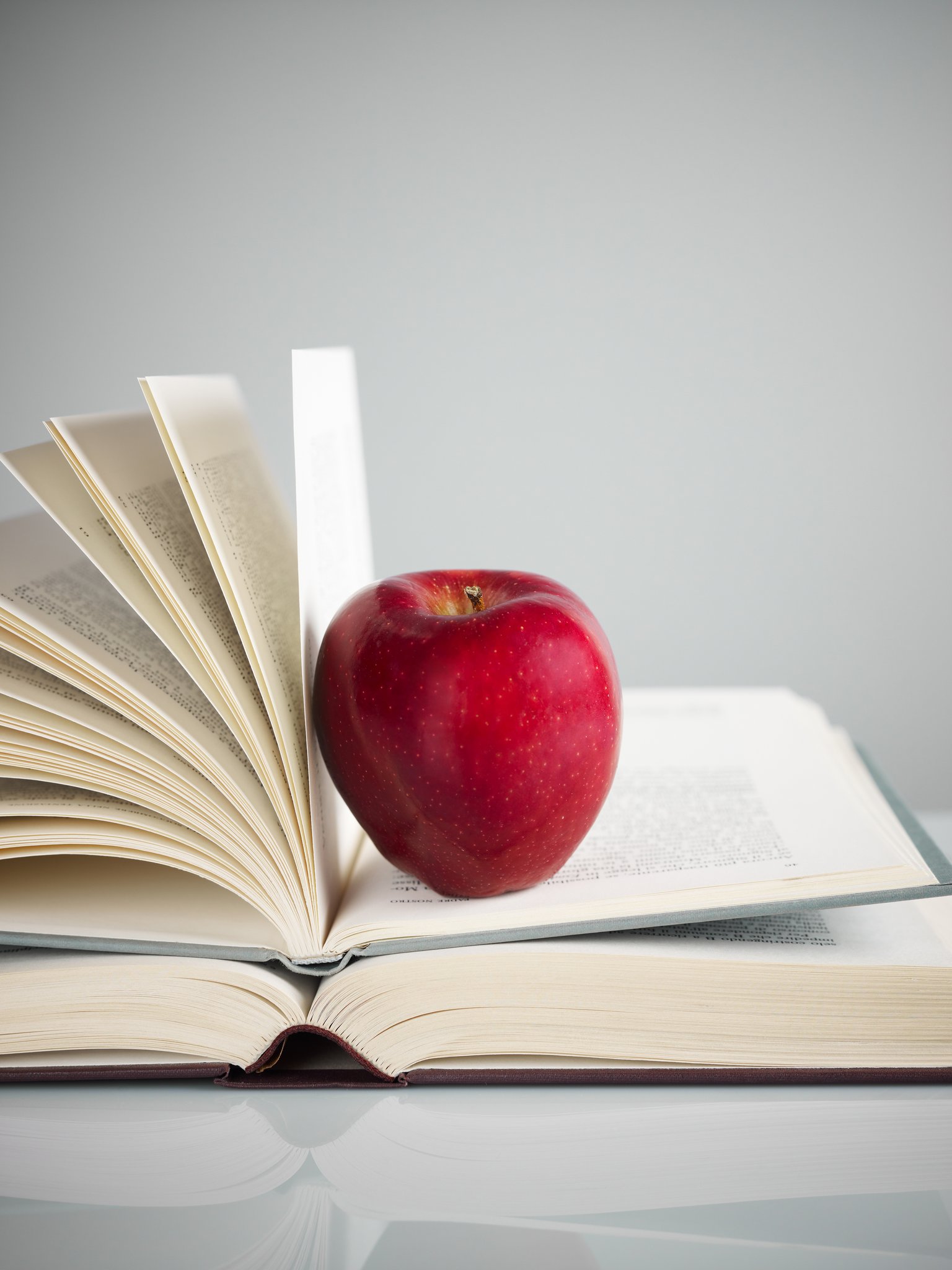 peter-deibler-stellt-sein-buch-im-hotel-bergkristall-vor