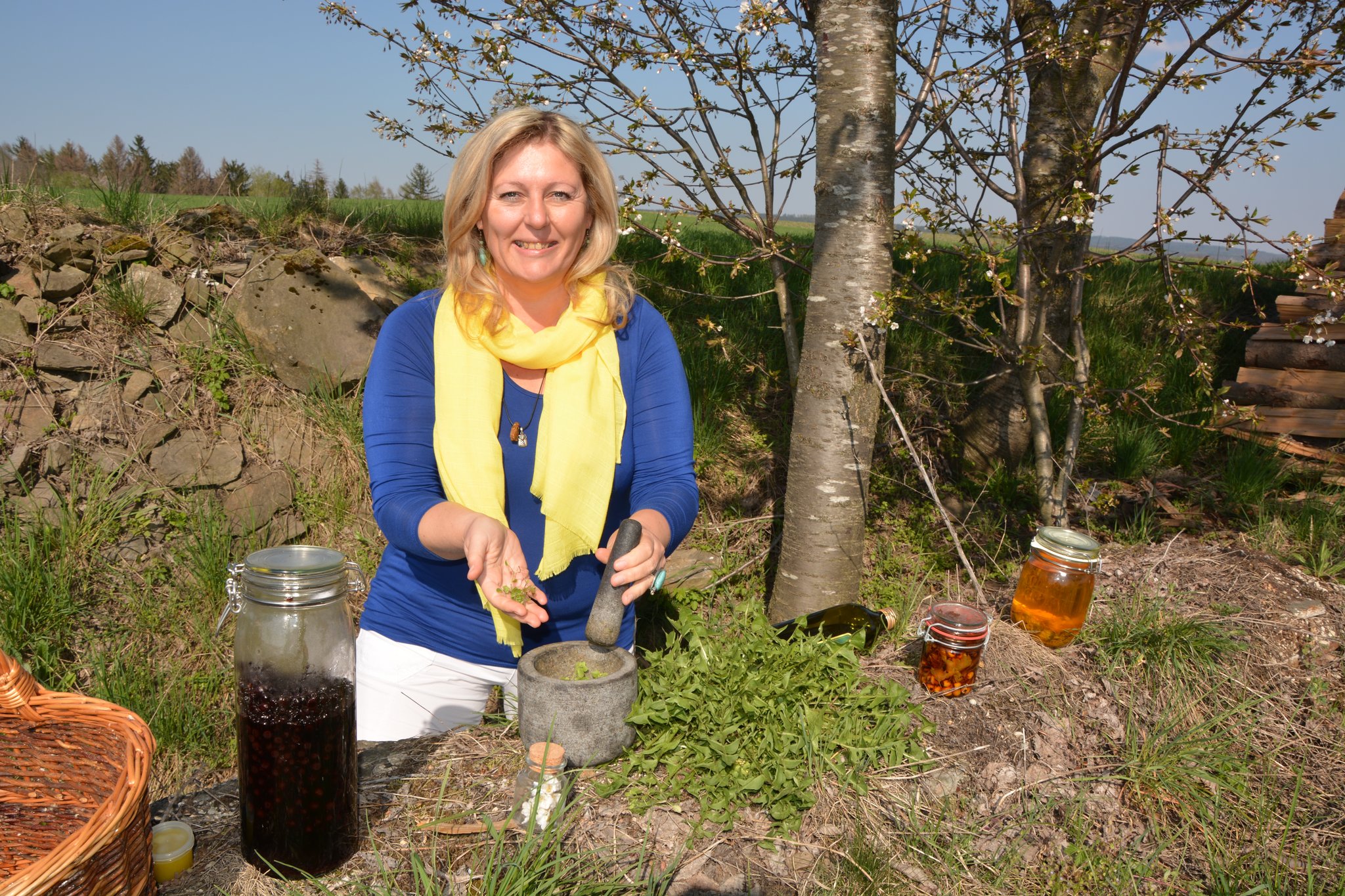 Begegnung des Menschen mit der Natur – Die Wildnisapotheke Rinden