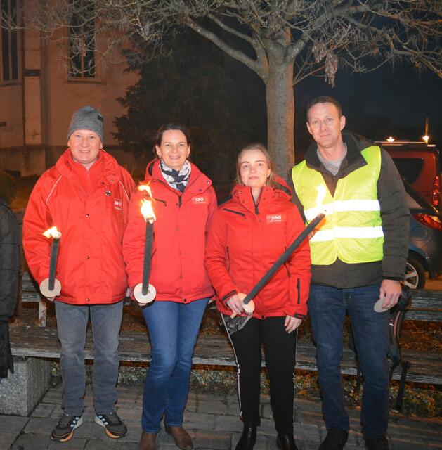 SPÖ St. PantaleonErla lädt zur Vollmond Fackelwanderung ein