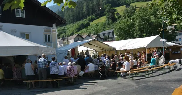 Die Feuerwehr Landeck freut sich auf zahlreiche Gäste beim Perfuchser Dorffest. | Foto: Büsel Wolfgang