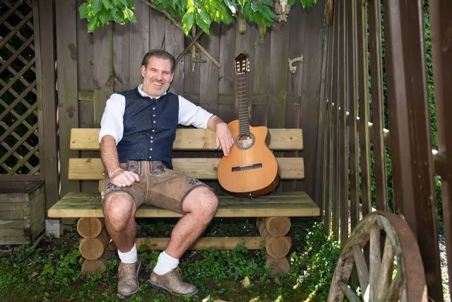 Der bayerische Musik-Kabarettist Vogelmayer | Foto: Vogelmayer
