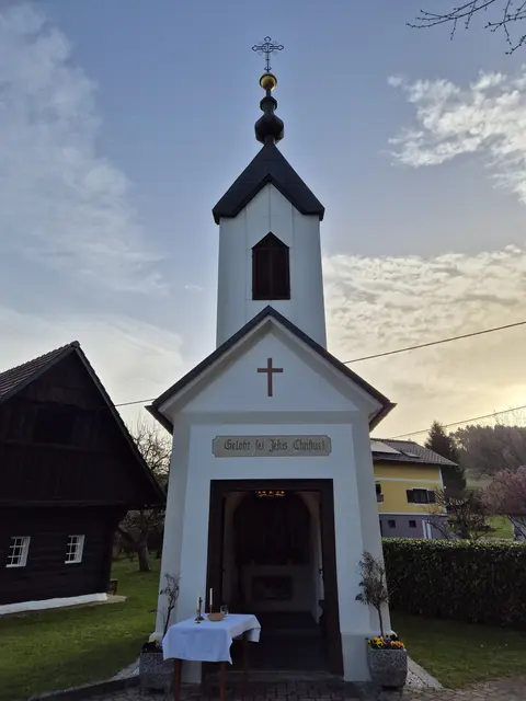 Die restaurierten Heiligenfiguren der Kapelle Gündorf werden beim 2. Kapellenfest am 20. September 2025 gesegnet.  | Foto: Agrargemeinschaft Bauerngut Gündorf