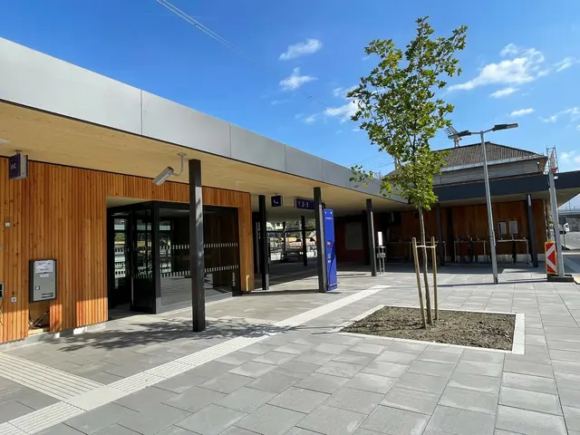 Der Bahnhof in Arnoldstein wurde umfassend umgestaltet und präsentiert sich in  modernem Kleid.  | Foto: Marktgemeinde Arnoldstein