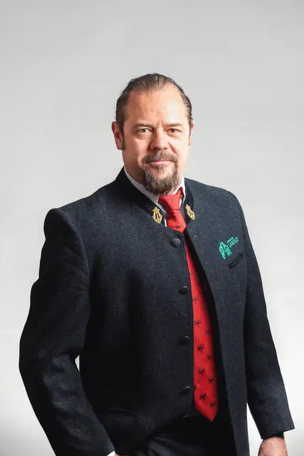 Bezirkskapellmeister Stefan Matt leitete das Ensemble. | Foto: Gabriel Kollreider