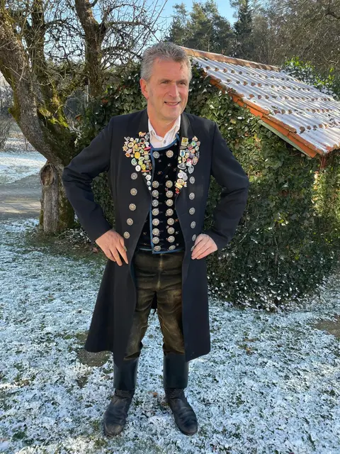 Kernige Sprüche, deftiger Humor und Hintergründiges zwischen den Zeilen - das ist das Markenzeichen von Hochzeitslader &amp; Gstanzlsänger “Erdäpfekraut”. | Foto: Erdäpfekraut