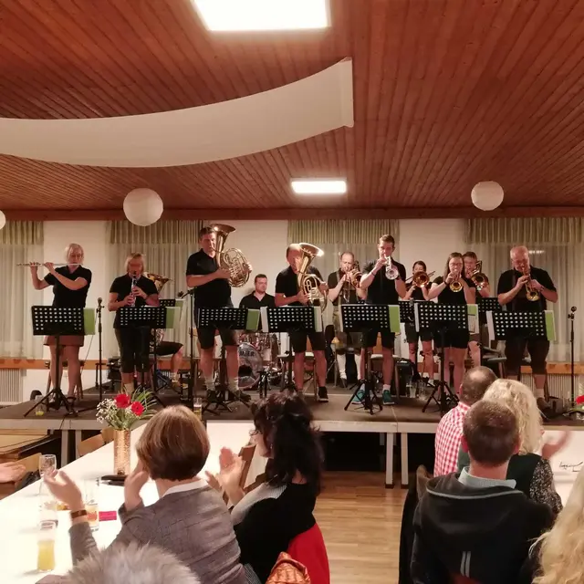 In Hofkirchen wird es am 8. November musikalisch. | Foto: zVg