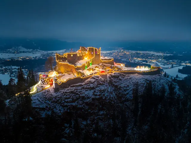 LUMAGICA, die zauberhafte Lichtershow geht am 14. November um 17 Uhr auf der Burg Ehrenberg an den Start. | Foto: Robert Eder