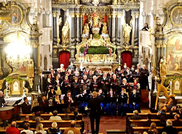 Der Tiroler Trachtlerchor lädt am Sonntag, den 21. Dezember 2025 um 19 Uhr zu seinem Weihnachtskonzert. | Foto: Heinz Wagner