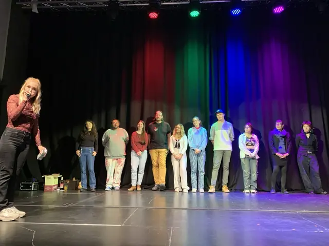 Die Teilnehmerinnen und Teilnehmer vom Poetry Slam 2025 im Offenen Haus Oberwart | Foto: Wolfgang Spitzmüller