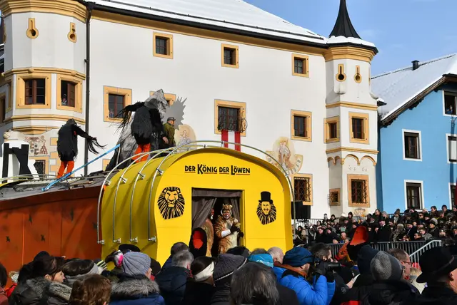 Die Wägen der Vereingtengruppen sorgten für viele emotionale Momente. (Umzug 2023) | Foto: Peter J. Wieland