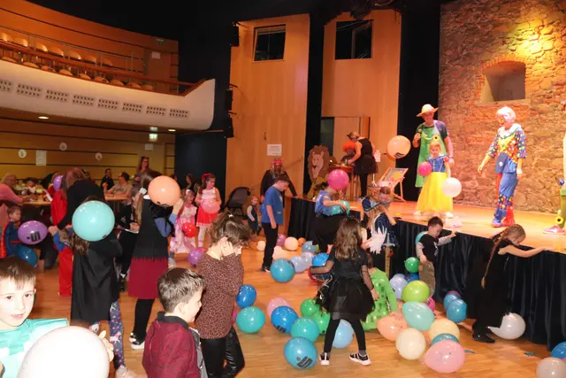 Beim Kinderfasching der Kinderfreunde Schärding am 25. Jänner 2025 wartet ein buntes Programm mit Schätzspiel, Glücksrad, Popcorn und verschiedensten Spielen auf die Kinder. | Foto: Kinderfreunde Schärding