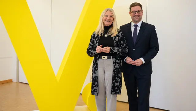 ÖVP-Bezirksparteiobfrau Gertraud Scheiblberger und Landesgeschäftsführer Florian Hiegelsberger. | Foto: ÖVP