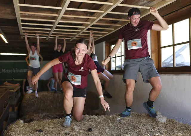 Die Teilnehmerinnen und Teilnehmer müssen einen acht Kilometer langen Rundkurs mit mehr als 15 Hindernissen absolvieren. | Foto: Wolfgang Grebien