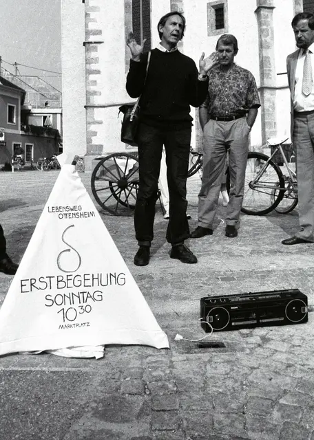 Udo Wid bei der Eröffnung des Lebenswegs Ottensheim im Jahr 1989. | Foto: Kurt Bayer