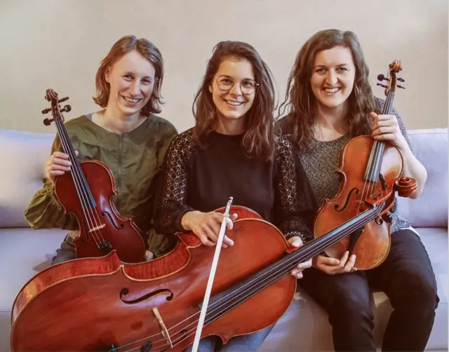 Es musizieren Carina Wimmer (Violine), Raphaela Pachner (Viola) und Beatrice Holzer-Graf (Violoncello).  | Foto: Trio armonico/Privat