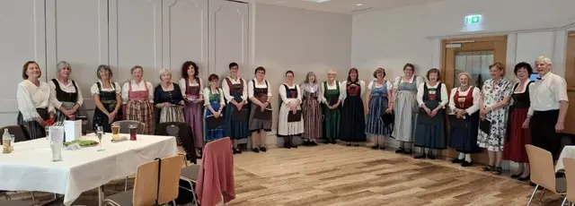 Der Gemischte Chor Alpenklang Hall freut sich auf einen geselligen Abend voller bekannter Melodien. | Foto: Chor Alpenklang Hall