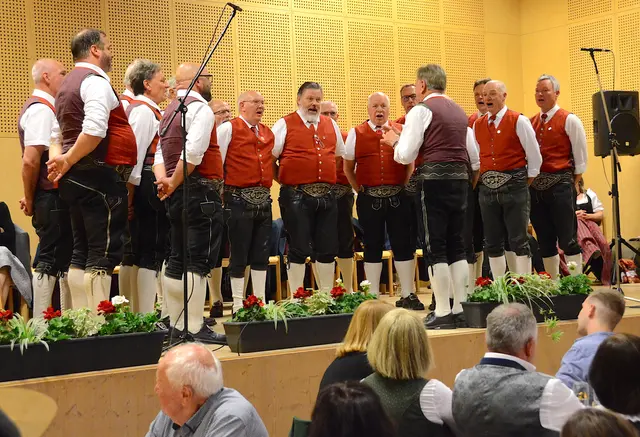 Die Sängerrunde Schwoich lädt am 9. Mai zu ihrem Frühjahrskonzert. 
 | Foto: Nageler