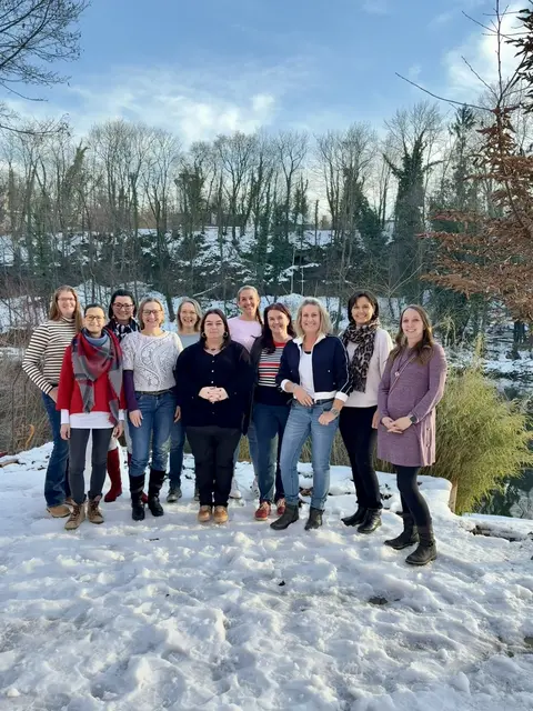  Das Bündnis „Arbeitslosigkeit (be)trifft“ möchte mit „Walking in my Shoes“ einen Raum schaffen, in dem Begegnung, Verständnis und Solidarität wachsen. | Foto: Bündnis „Arbeitslosigkeit (be)trifft“