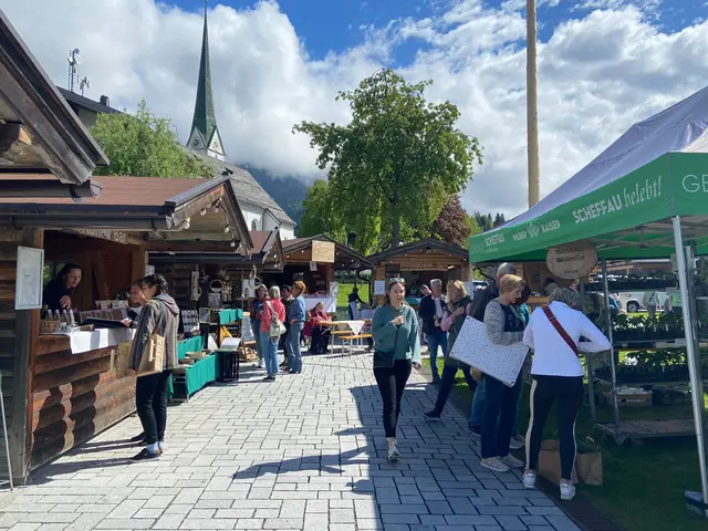 Am Samstag, den 25. April 2026 verwandelt sich der Veranstaltungsplatz beim Musikpavillon von 10 bis 15 Uhr erneut in einen Treffpunkt für Gartenfreunde.  | Foto: Planungsverband Wilder Kaiser
