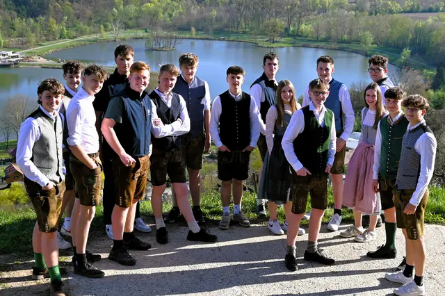 Der 2. Jahrgang der Fachschule Silberberg freut sich, zum Sauvignon Gipfel am 21. Mai einzuladen. | Foto: Michael Süss/Fachschule Silberberg