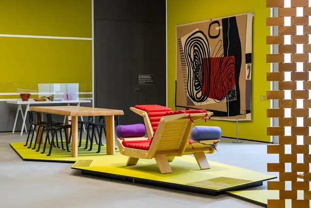 Foto: Charlotte Perriand, Moderne leben: Design, Fotografie, Architektur, Ausstellungsansicht. Foto: wildbild/Herbert Rohrer