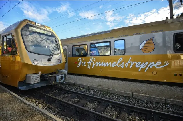 Historische Züge moderne Fahrzeuge und spannende Einblicke in die Welt der Mariazellerbahn stehen bei den Schmalspurtagen entlang der traditionsreichen Strecke im Mittelpunkt | Foto: NB/Effenberg