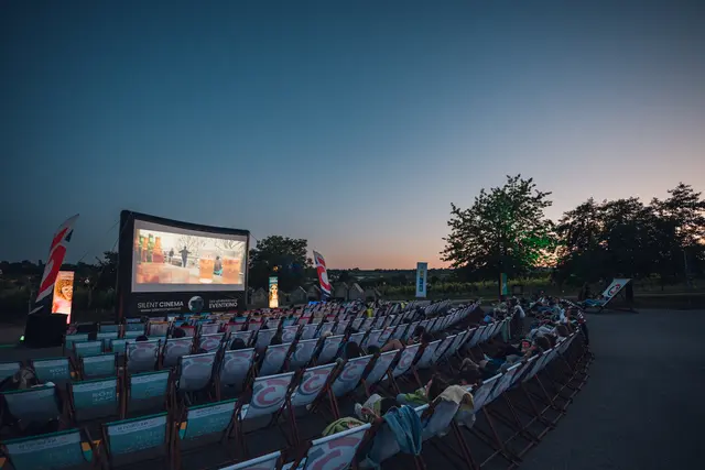 Das Silent Cinema von Ö3 macht diesen Sommer Halt in Lochen und Munderfing. | Foto: Niklas Schnaubelt