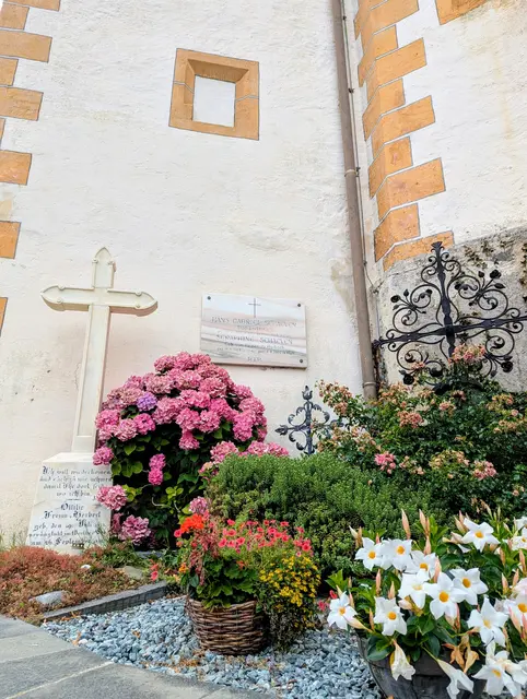 Die Roman(t)ischen Führungen führen u.a. auch an den Friedhof in Maria Wörth. | Foto: Tourismus Maria Wörth