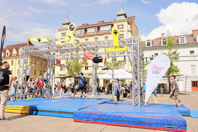 Am 26. Juni kommt der mobile Ninja-Parcours nach Gleisdorf, genauer gesagt zum Wellenbad.  | Foto: Martin Meieregger