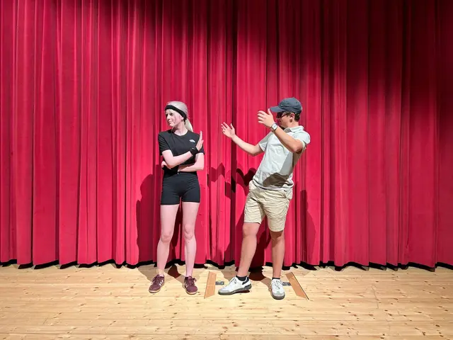 Im Märchenwald geht es drunter und drüber. | Foto: Theatergruppe Fiss